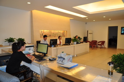 莫高窟參觀預(yù)約售票咨詢中心正式啟動(dòng)，便捷服務(wù)助力文化遺產(chǎn)之旅